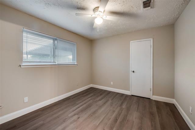 Building Photo - 30 W Mountain Creek Dr