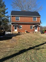 Building Photo - 1303 Longwood Ave