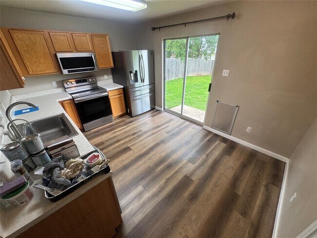 Building Photo - 108 Mesa Dr