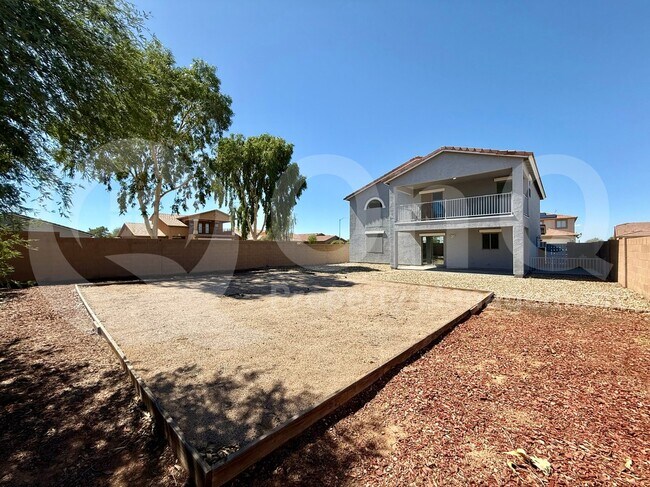 Building Photo - 2348 N Sand Hills Ct
