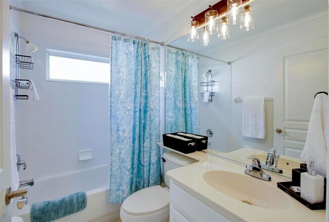 Building Photo - 143 Braemar Ave