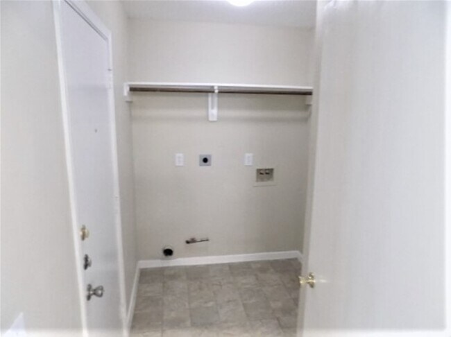 Building Photo - 651 Cypresswood Trce