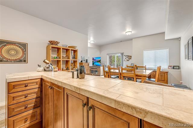 Building Photo - 358 Cliff View Dr