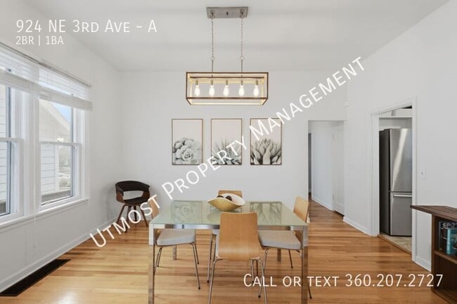 Building Photo - 924 NE 3rd Ave
