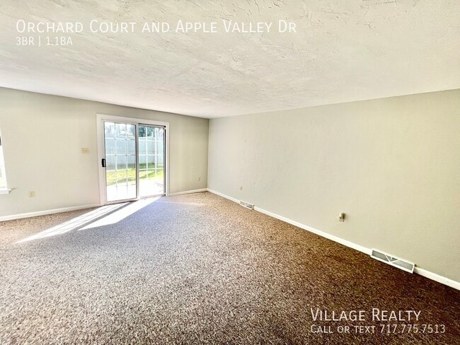 Building Photo - 302 Orchard Ct