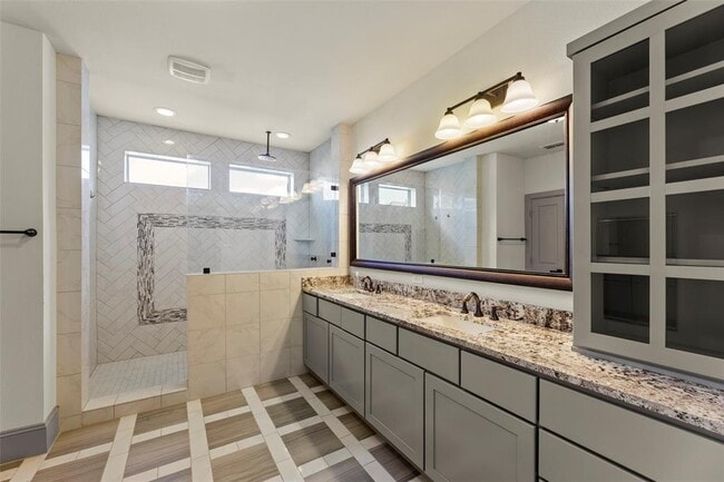 Building Photo - 6730 Highclere Manor Ln
