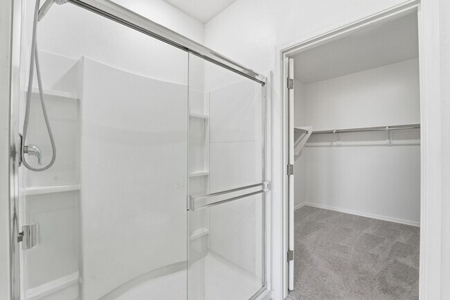 Building Photo - Modern Litchfield Park Home | 4 Bed, RV Gate + Open Kitchen