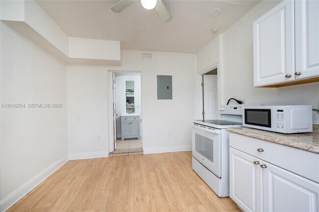 Building Photo - 9050 NW 31st Ave