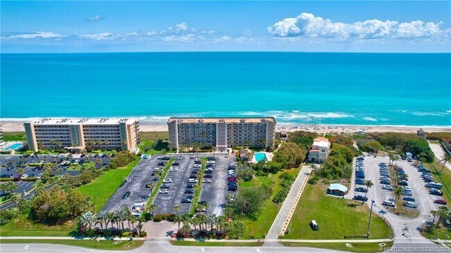 Building Photo - 10310 S Ocean Dr