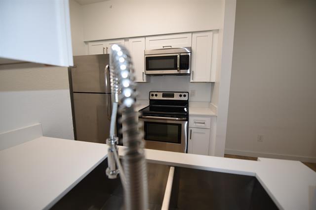 Building Photo - 3711 Cedarplaza Ln