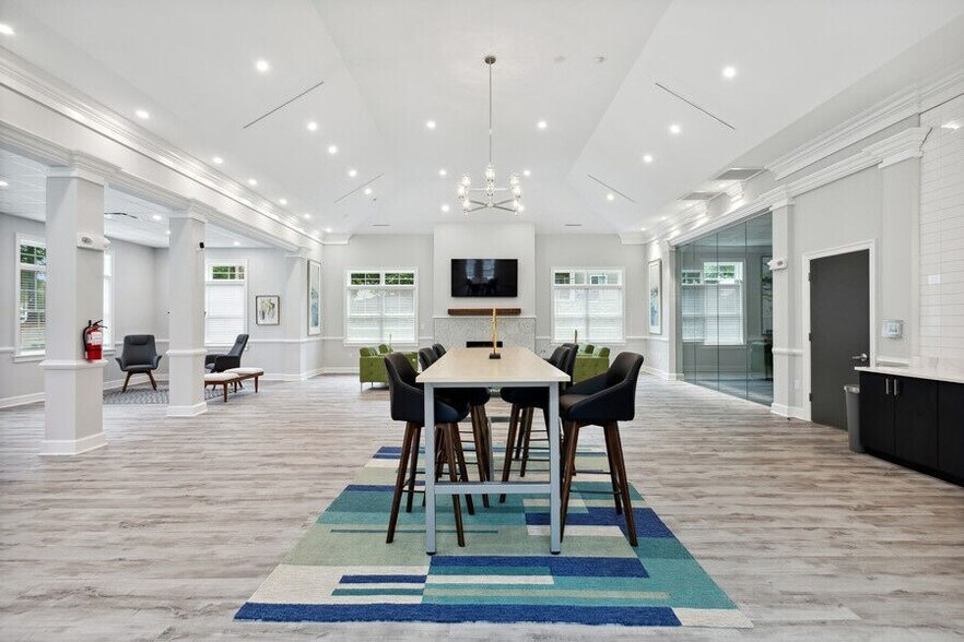 Villages at West Laurel 5541 Olde West Ct Richmond VA 23228