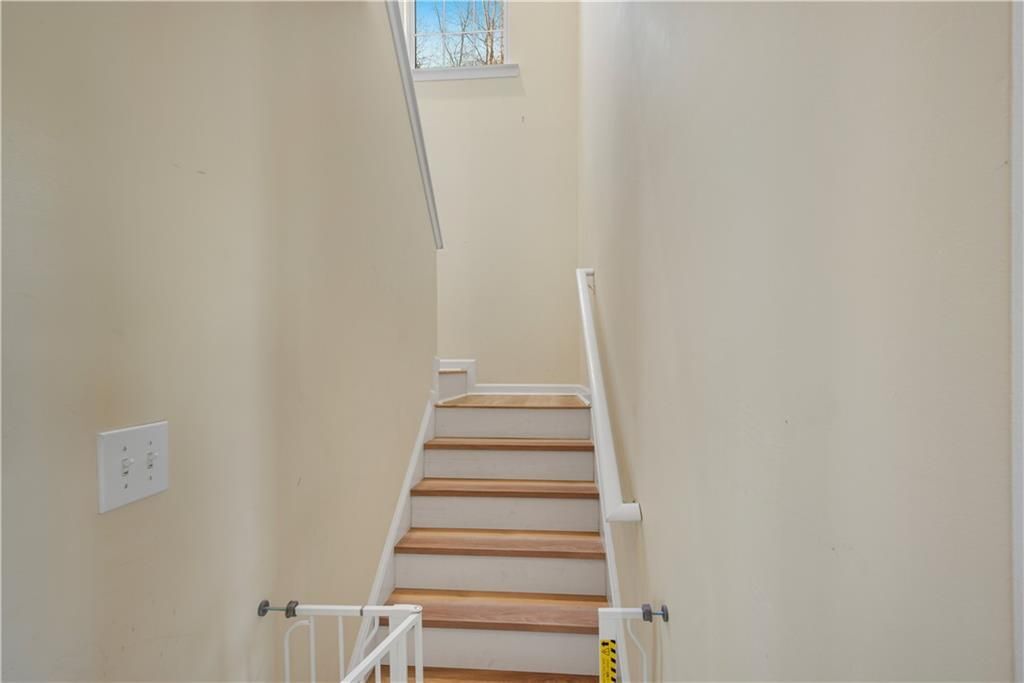 Building Photo - 10005 Lauren Hall Ct