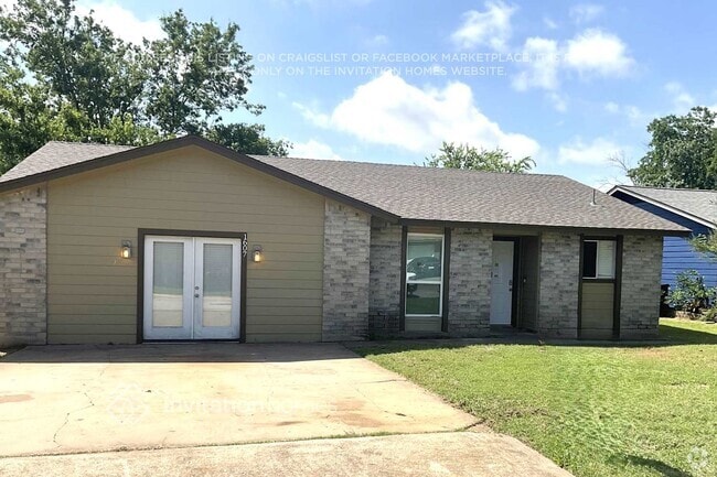 Building Photo - 1607 Remuda Cir