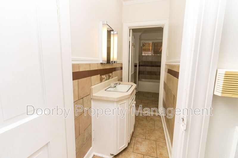 Building Photo - 356 Derby Cir