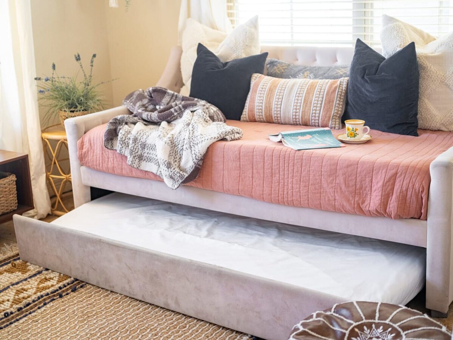 Building Photo - 4181 N Rolling Meadows Dr