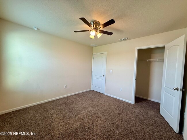 Building Photo - 3541 Lawton Pl