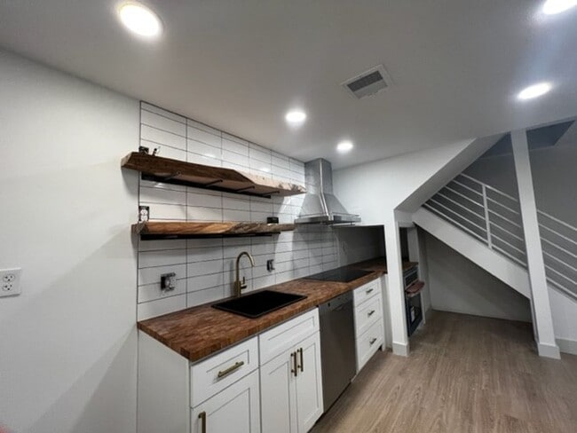 Primary Photo - BRAND NEW town home in the center of it all