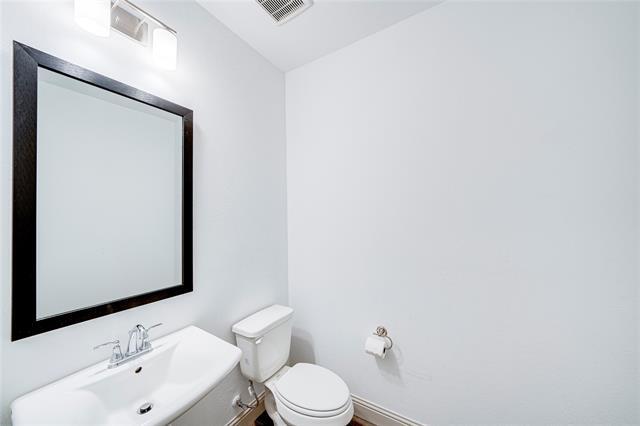 Building Photo - 8888 Samara St