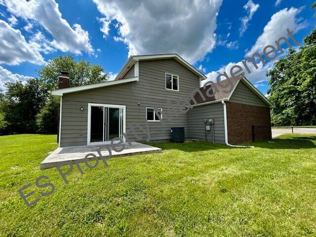 Building Photo - Welcome home to this stunning 4-bedroom, 3-bath home in Wayne Township!