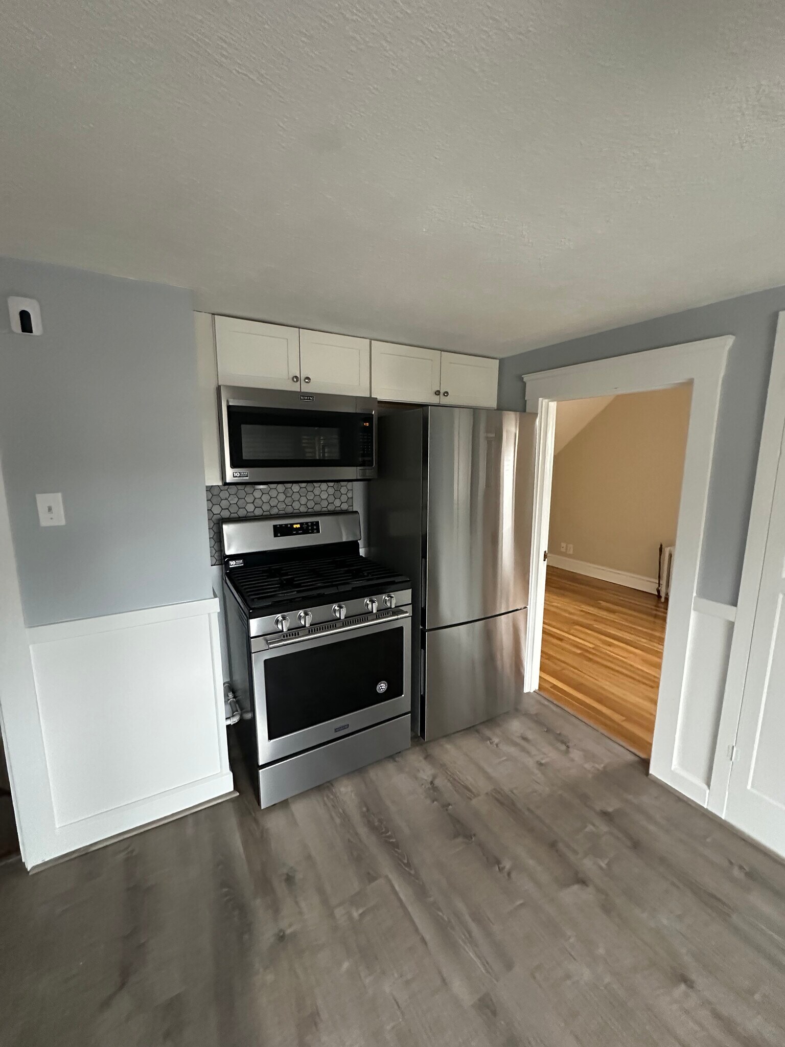 Building Photo - 369 Waverly Rd