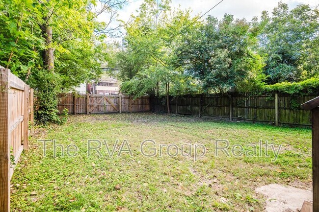 Building Photo - 2909 2nd Ave