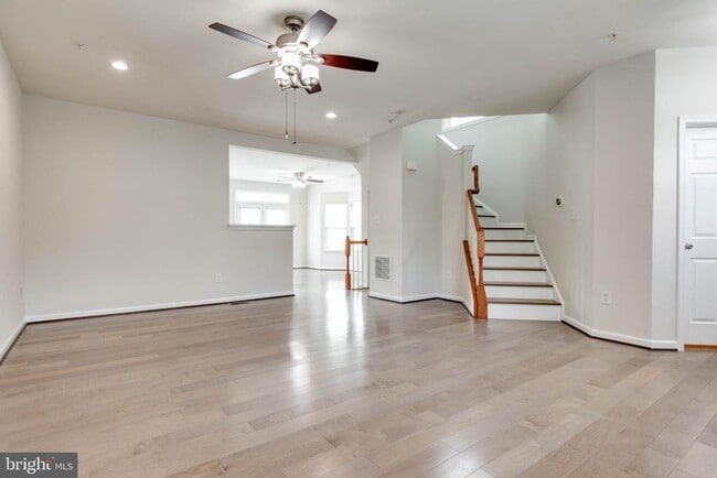 Building Photo - 7599 Taunton Ct