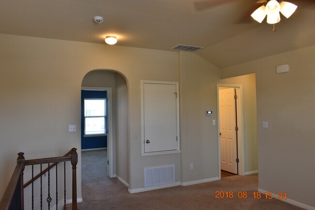Building Photo - 12837 Snow Ln
