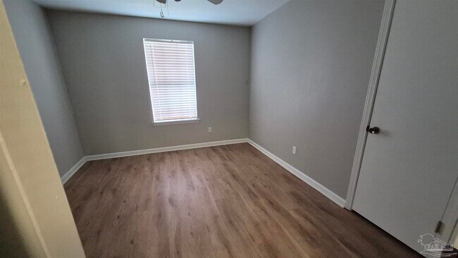 Building Photo - 2370 Shoal Creek Dr