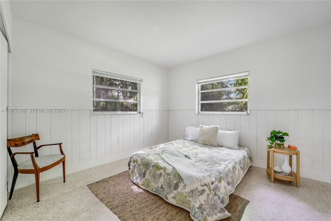 Building Photo - 6445 SW 46th Terrace