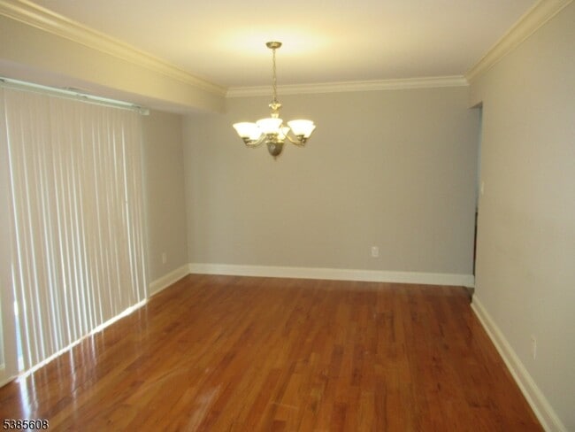 Building Photo - 133 Woods Edge Dr