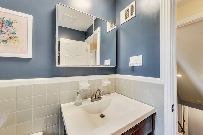 Building Photo - Coming Soon! Charming 4 Bedroom, 2 Bath Ca...
