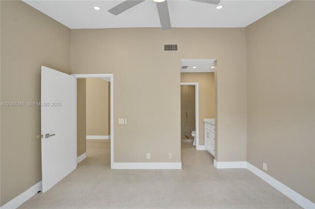 Building Photo - 1361 Springside Dr