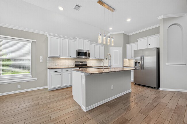 Building Photo - 20126 Matador Ridge Dr