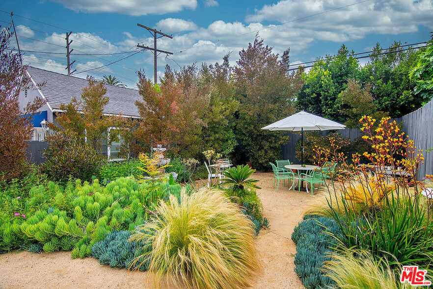 Landscaped garden - 809 N Curson Ave