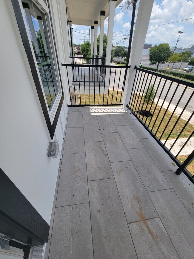Balcony - 1010 Chulie Dr