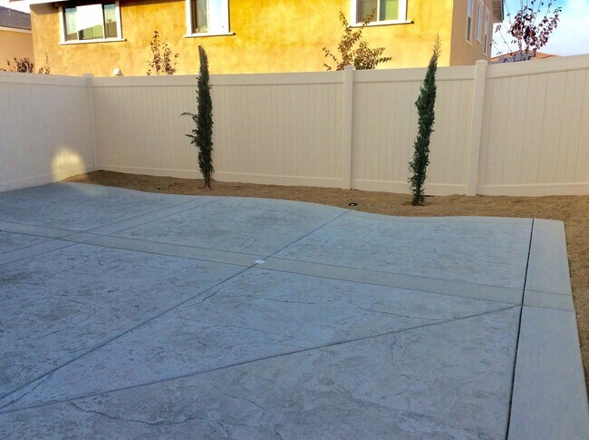 Building Photo - 2 Bedroom 1 Bath for rent in Loma Linda PLEASE READ DESCRIPTION