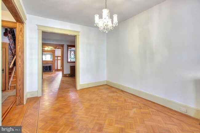 Building Photo - 1756 Park Rd NW