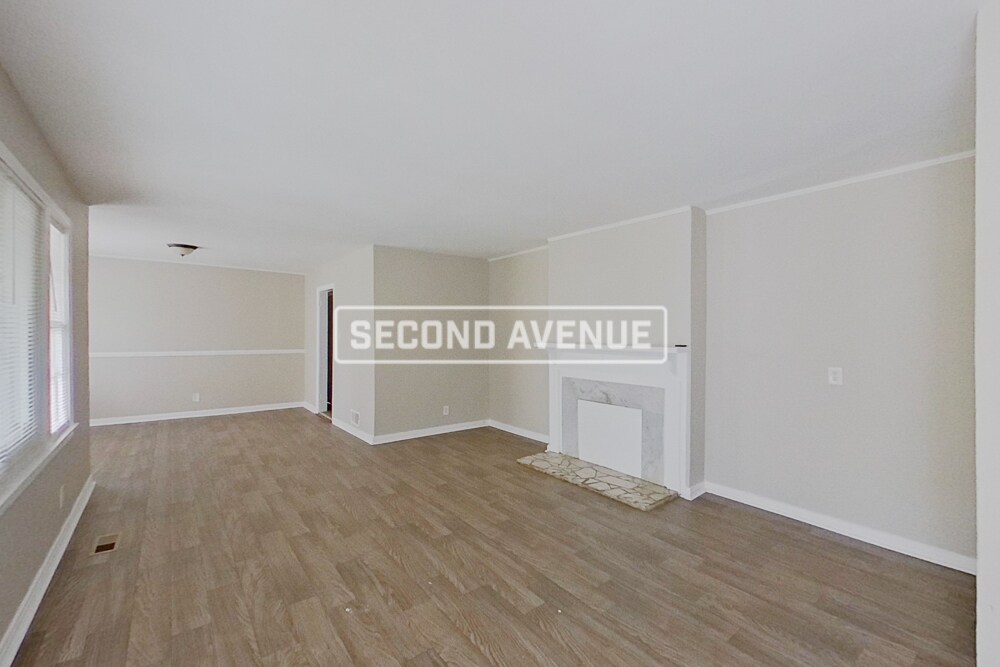 Building Photo - 844 Vanderbilt St