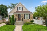 Building Photo - 175 Wardwell Rd