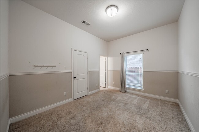 Building Photo - 13509 Silent Walk Dr