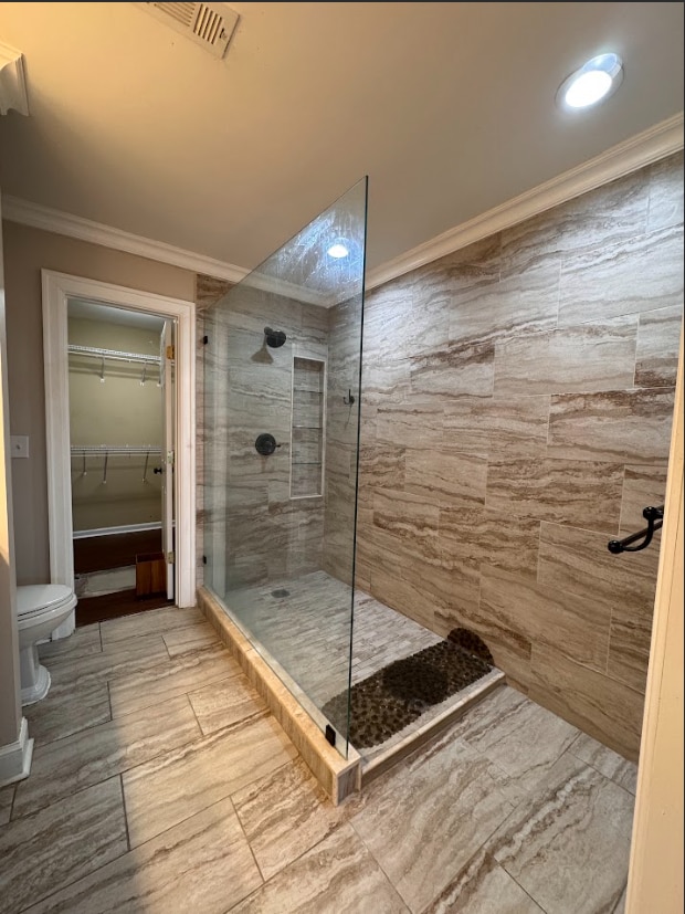 Building Photo - Spacious 3-Bedroom Condo with Modern Amenities in Prime Greenville Location