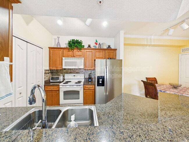 Building Photo - 12960 Positano Cir