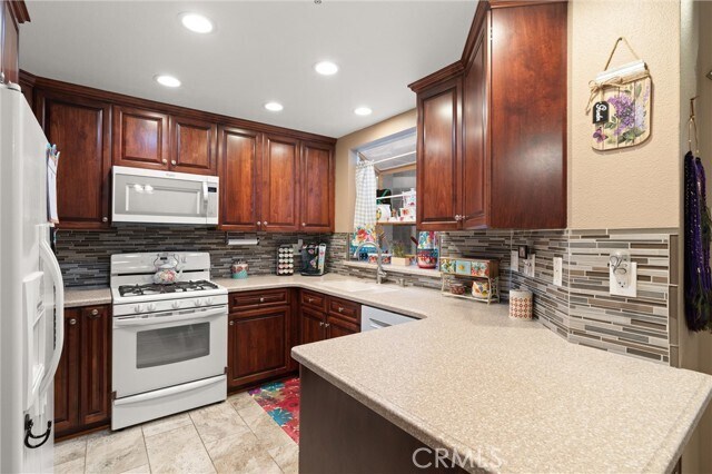 Building Photo - 10371 Garden Grove Blvd