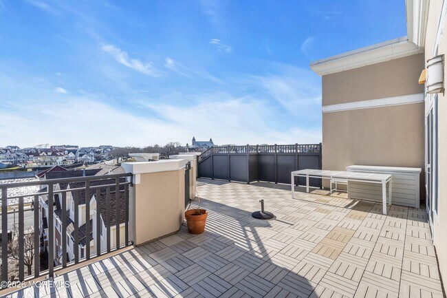 Building Photo - 300 Cookman Ave