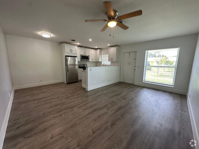 Building Photo - Savio Apartments