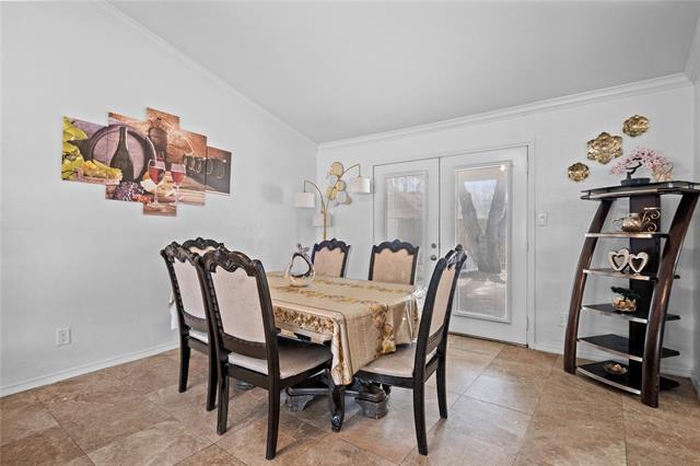 Building Photo - 3005 Woodlark Dr