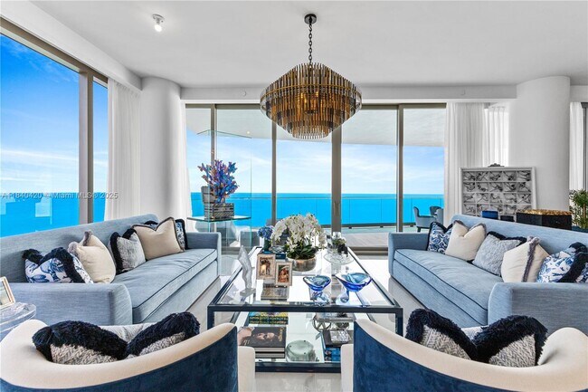 Building Photo - 17901 Collins Ave
