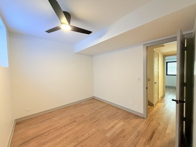 Building Photo - 1333 W Estes Ave