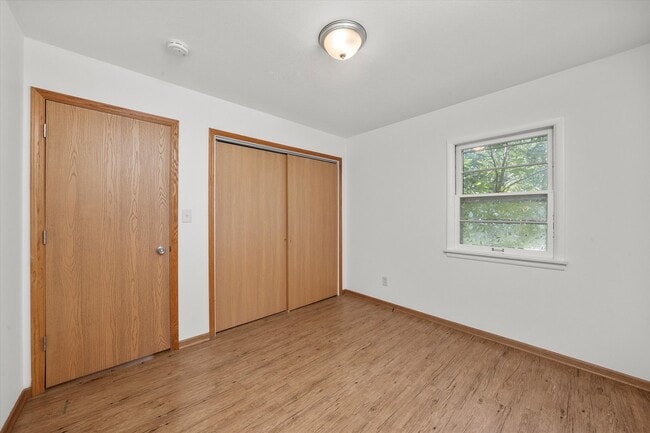 Building Photo - 249 W Nebraska St