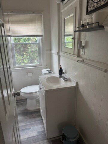 Building Photo - 2-Bedroom Duplex in Detroit's Heart – Comf...
